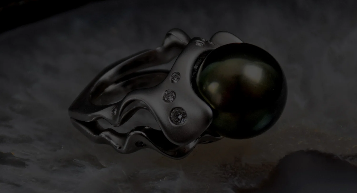 Award Winning Tahitian Pearl Ring